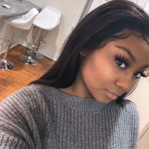 Meet your Posher, Aja